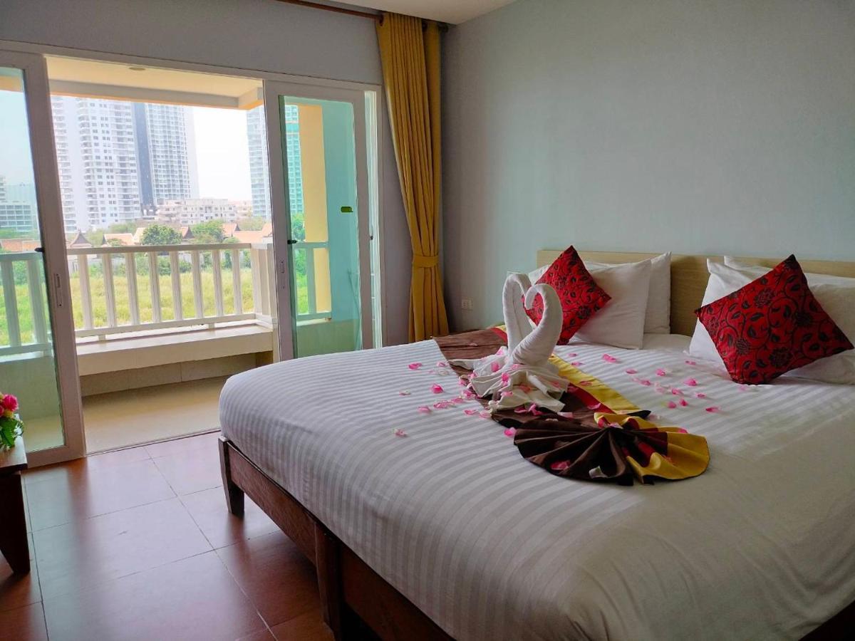 Saisawan Beach Luxury Hotel Na Chom Thian Exteriör bild
